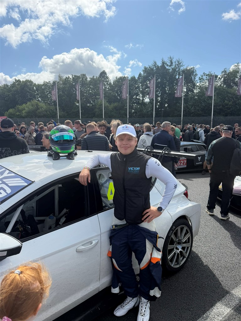 Victor Nielsen på podiet to gange ved Grand Prix Danmark.
(Foto: Grid50 / Victor Racing)